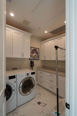 13147 laundry 1
