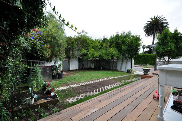 8928 deck 1