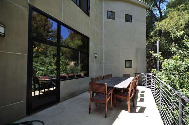9073 patio 1