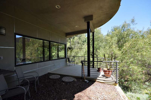 9073 balcony 1