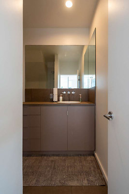 12990 bath 3