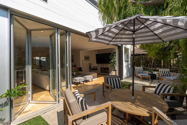 12990 patio 2