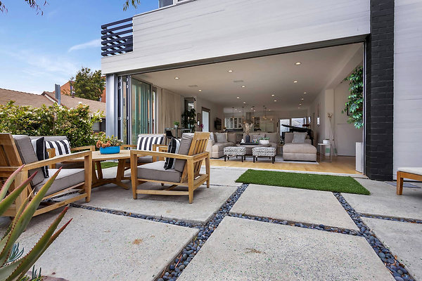 12990 patio 5