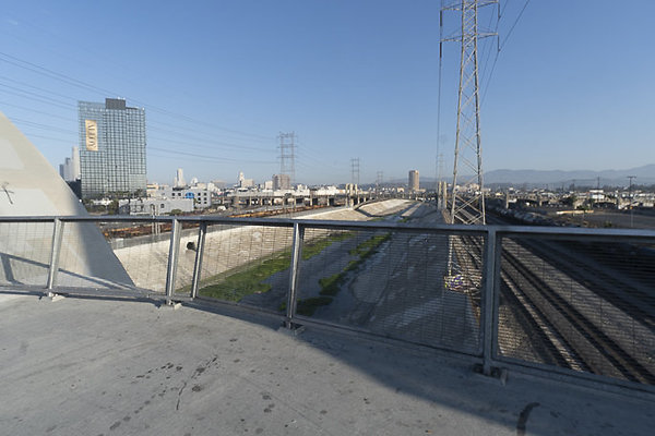6TH STREET BRIDGE 2025-112