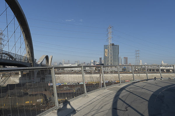 6TH STREET BRIDGE 2025-85
