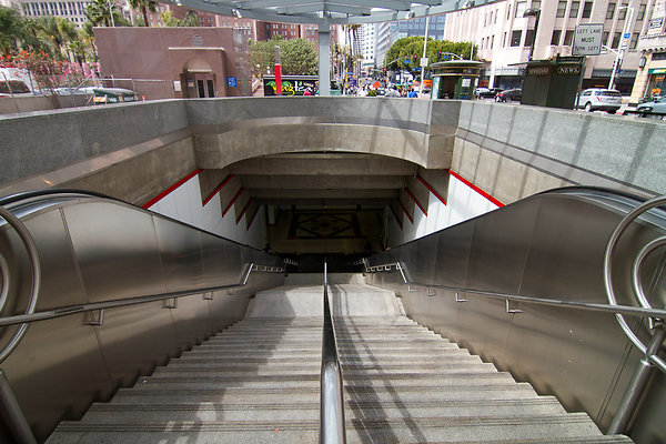 PershingSquareStation Entrance-2