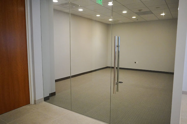WarnerCenter-Tower2-Suite110014
