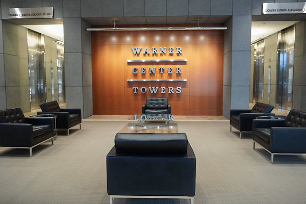 WarnerCenter-Tower2-Lobby00