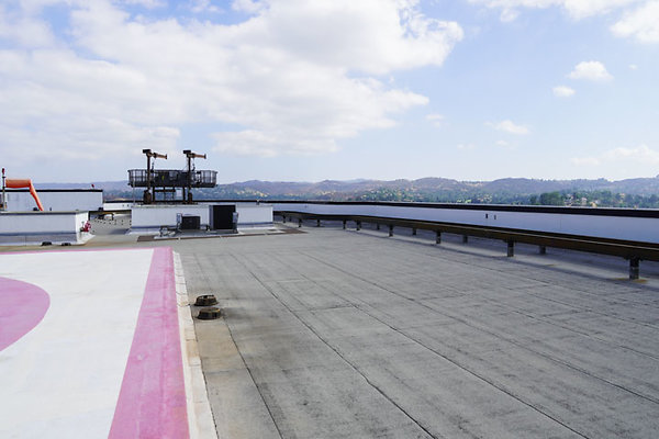 WarnerCenter-Tower2-Helipad02