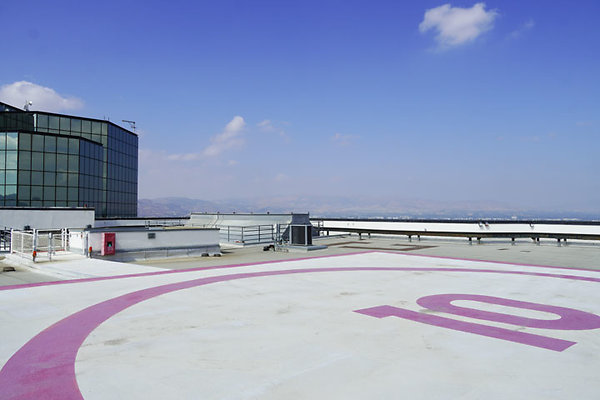 WarnerCenter-Tower2-Helipad01