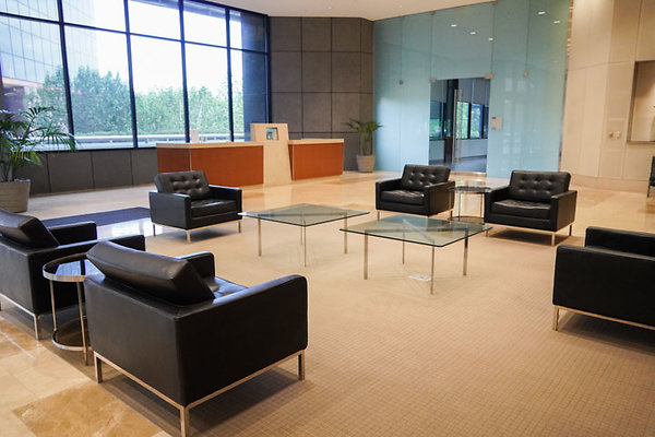 WarnerCenter-Tower2-Lobby02