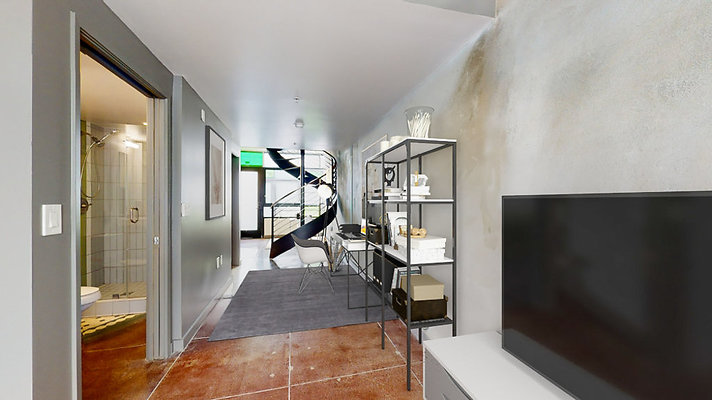 ReelEstatePartners mfa55-dtla-082