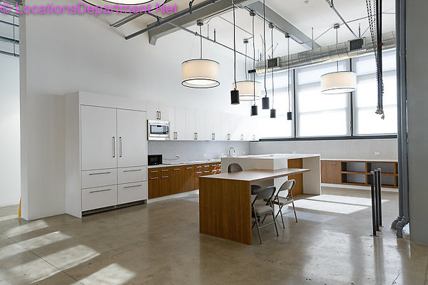 Loft 402-3