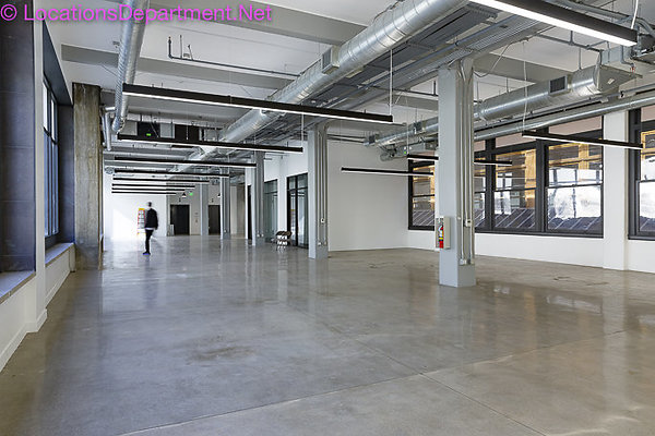 Loft 402-8