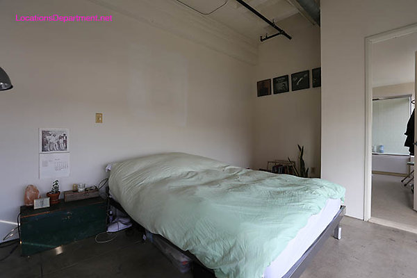 Loft 443 017