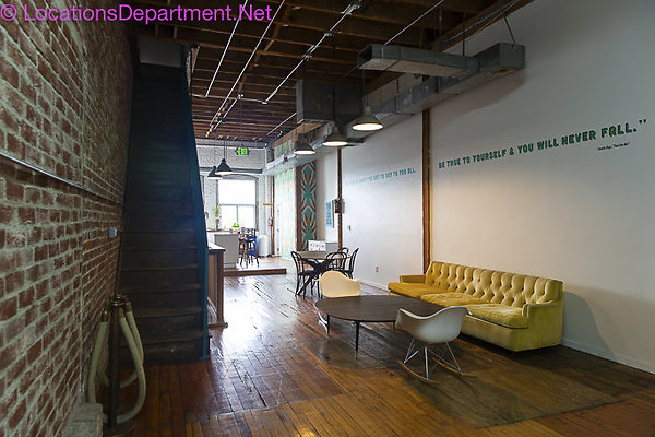 Loft 405-23