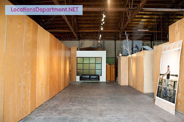 LocationsDepartment.net Loft 421 012
