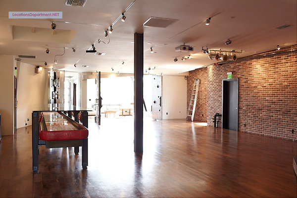LocationsDepartment.Net Loft 430 036