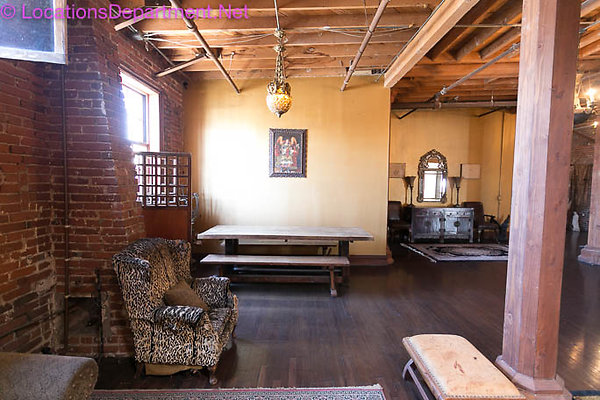 Loft 407 025