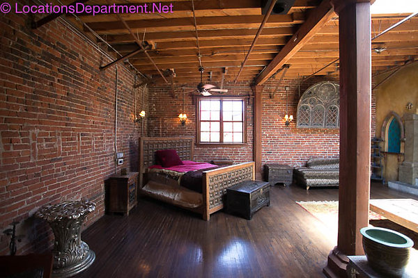Loft 407 050
