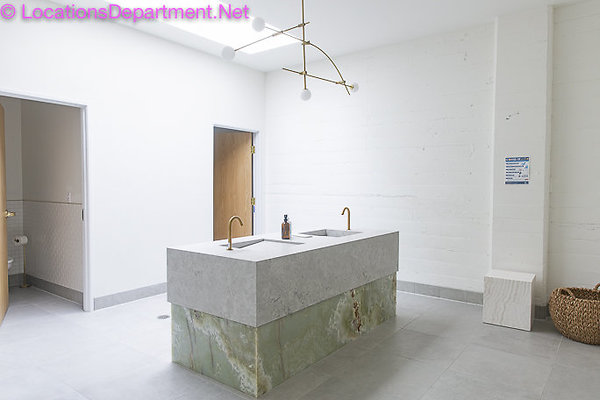 Loft 401-22