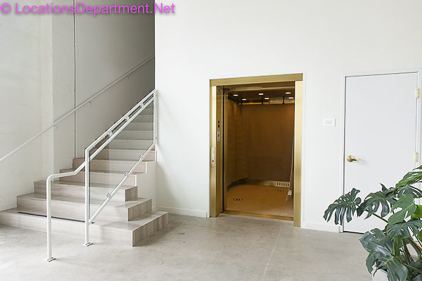 Loft 401-13