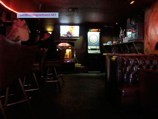 LocationsDepartment.net Bars 1611 039