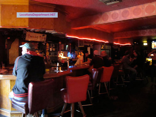 LocationsDepartment.net Bars 1611 010