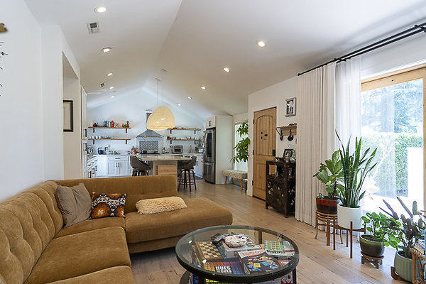 BUNGALOW 4251-9