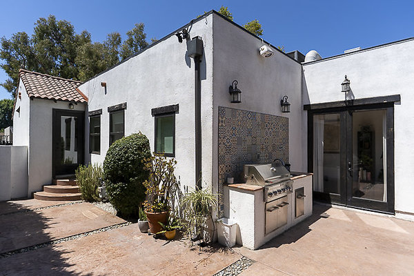 BUNGALOW 4251-56