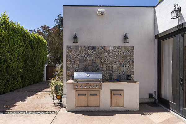 BUNGALOW 4251-55