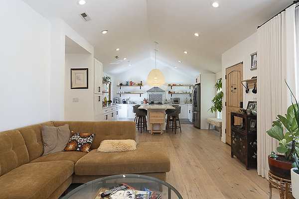 BUNGALOW 4251-8