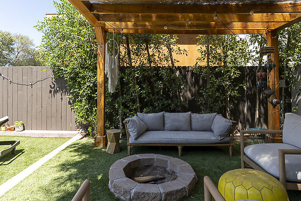 BUNGALOW 4251-44