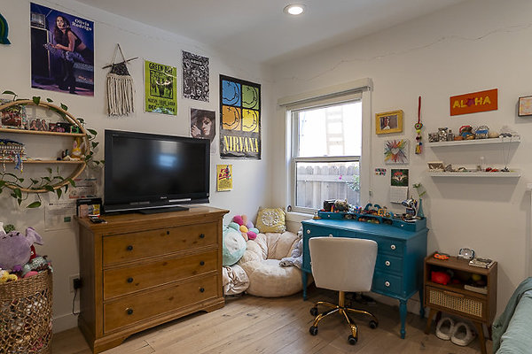 BUNGALOW 4251-27