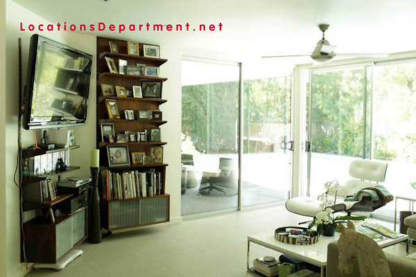 LocationsDepartment.net Modern-Home 314 030