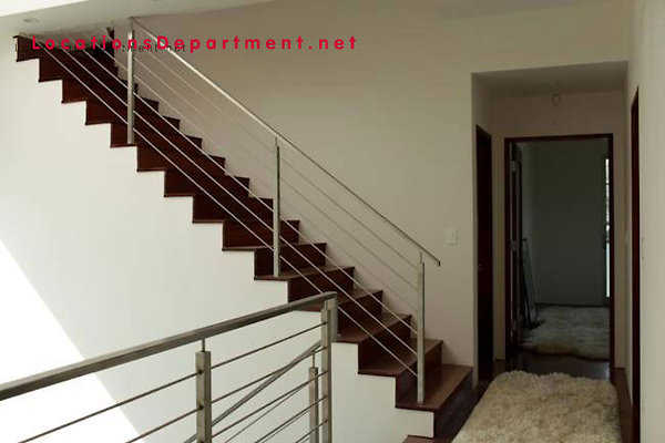 LocationsDepartment.Net Modern Home 308 092