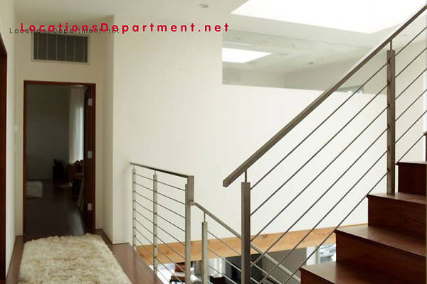 LocationsDepartment.Net Modern Home 308 093