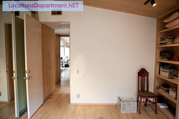 LocationsDepartment.Net Modern Home 324 053