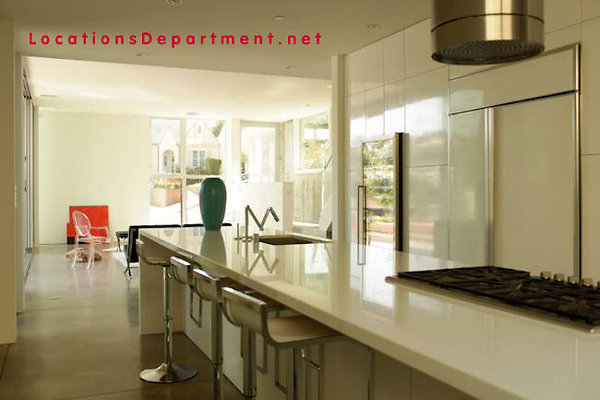 LocationsDepartment.net Modern-Home 315 025