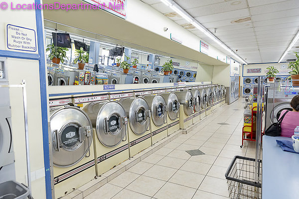 Retail 1102 Laundromat-6