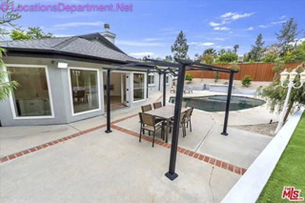 Contemporary 2810-6