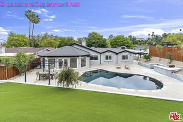 Contemporary 2810-3