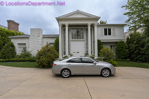 Mansion 2551 Colonial-2