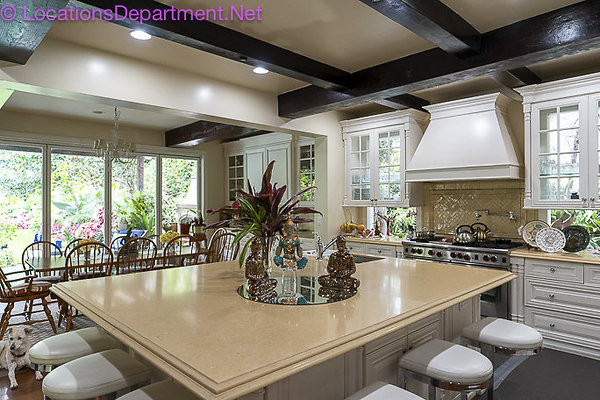 Mansion 2551 Colonial-21