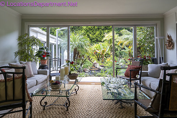 Mansion 2551 Colonial-15