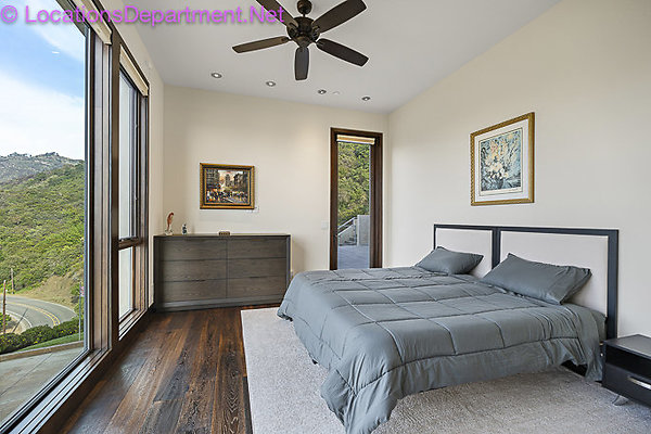 Mansion 2552-32