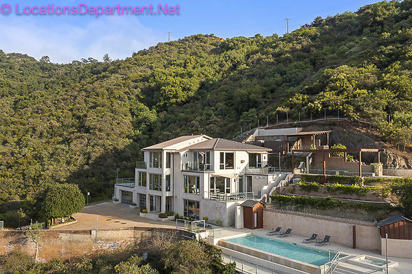 Mansion 2552-62