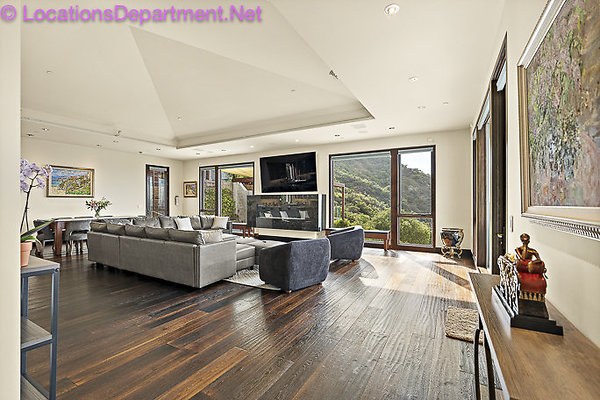 Mansion 2552-6