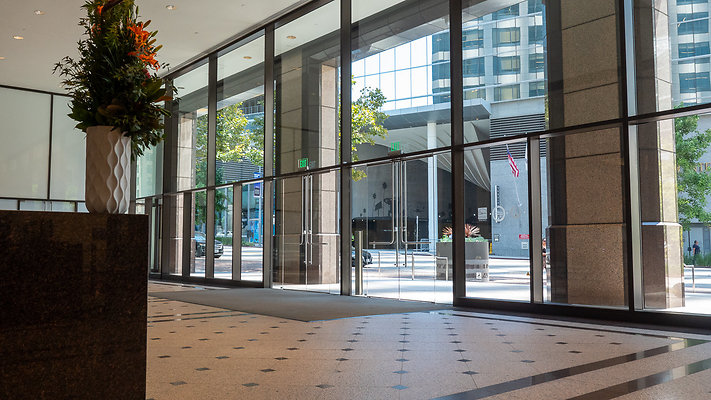 ErnstYoung Lobby-33