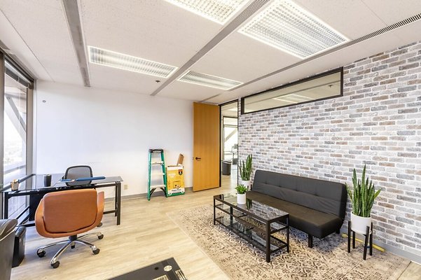 ValleyOfficePlaza Office 03-e1694746147815
